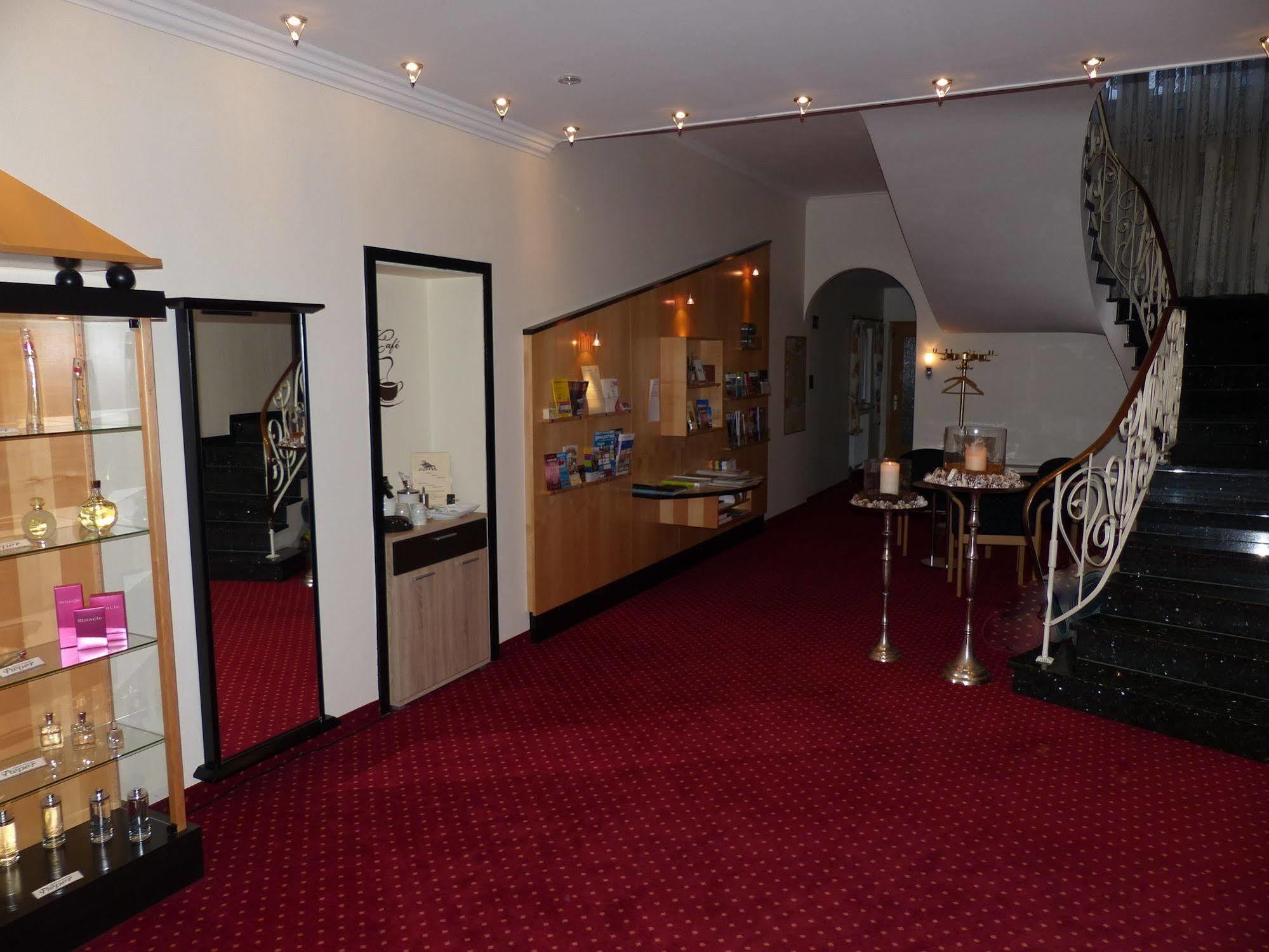 City Hotel By Celina Hagen  Exteriér fotografie