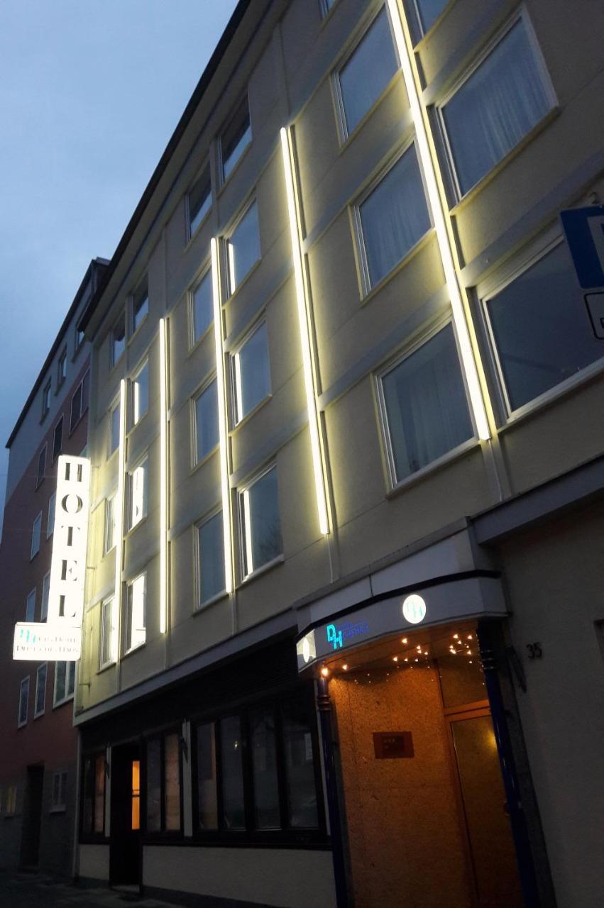 City Hotel By Celina Hagen  Exteriér fotografie